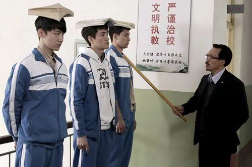 字母圈再不看这篇文章，Sub为什么喜欢被掌控你都搞不明白